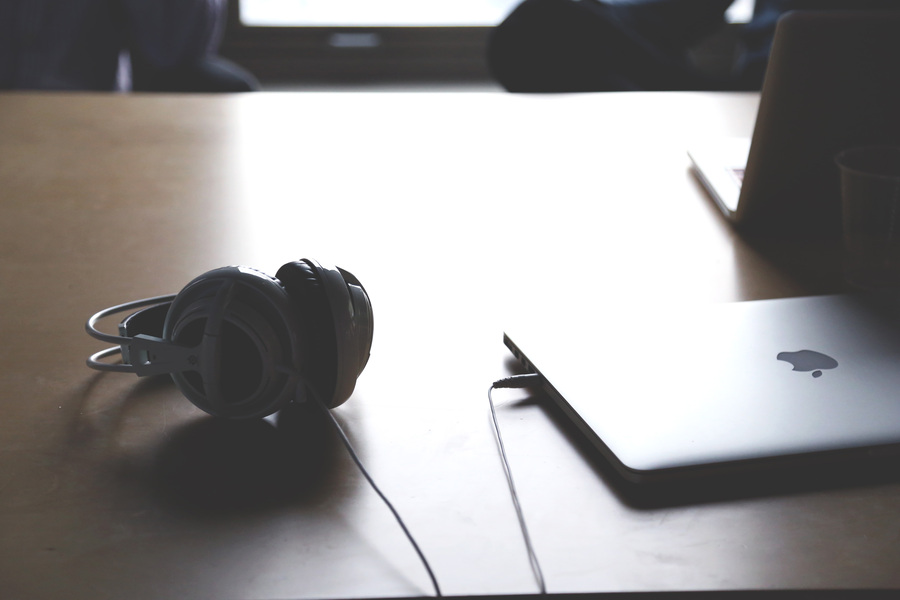 What can musicians learn from startups? Build a following.